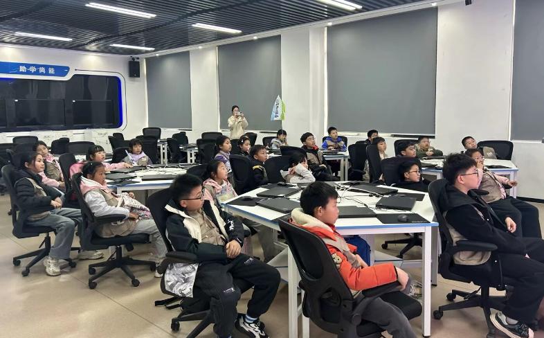 專業勞動教育賦能青少年成長 江蘇牧院動物醫學院的實踐探索